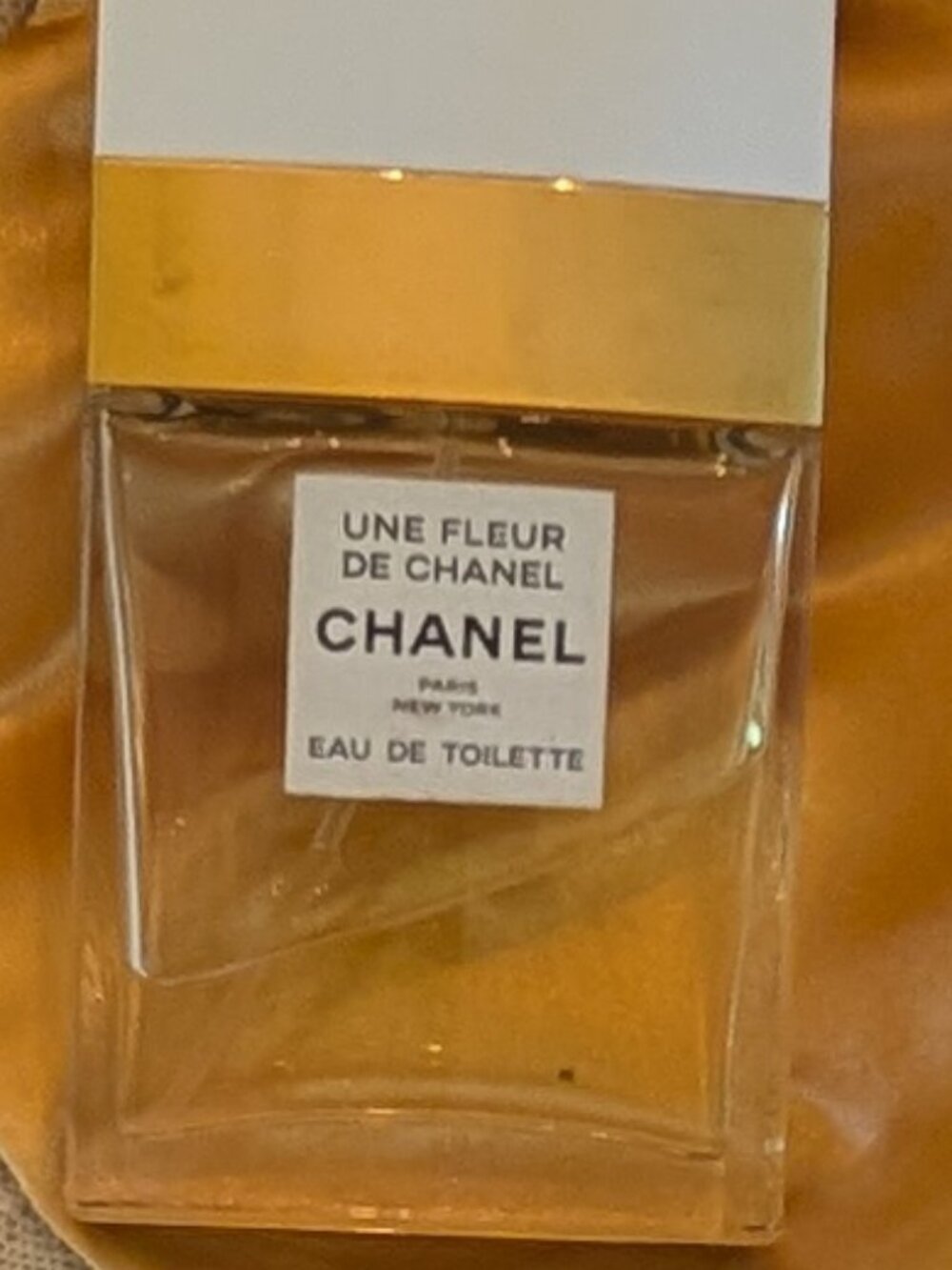 Chanel Une Fleur de Chanel eau de Toilette - Picture 8 of 11